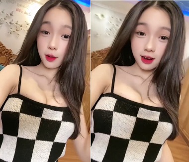 Chịch em áo sọc sướng