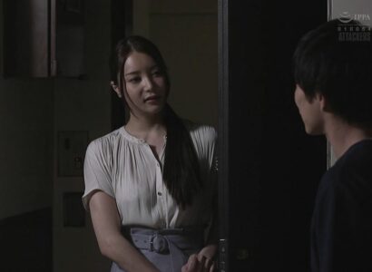 Gái xinh ngày đêm rên la cậu hàng xóm sang gõ cửa rồi cùng chịch cuồng nhiệt