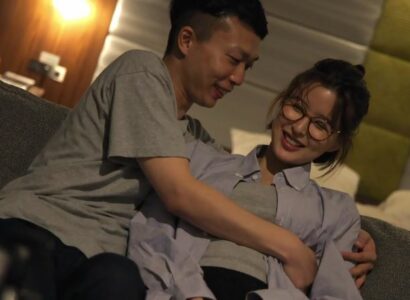 Gặp lại người tình cũ và quyết định 'về nhà nghỉ' một lần nữa